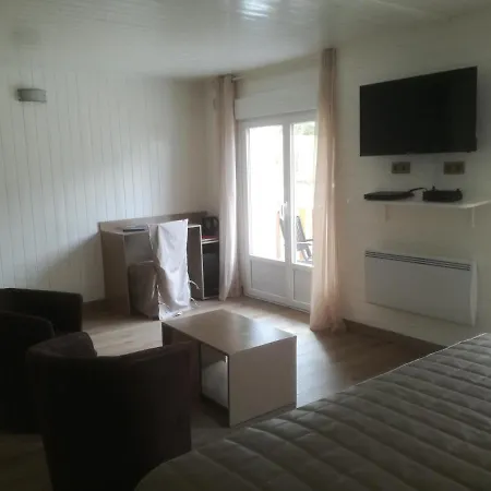 Guest house L Acacia 3*